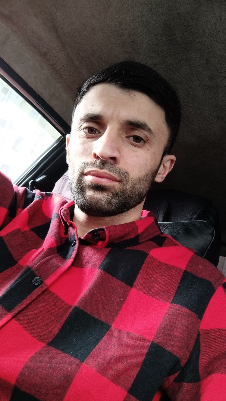  53970452  , 31 ,    -