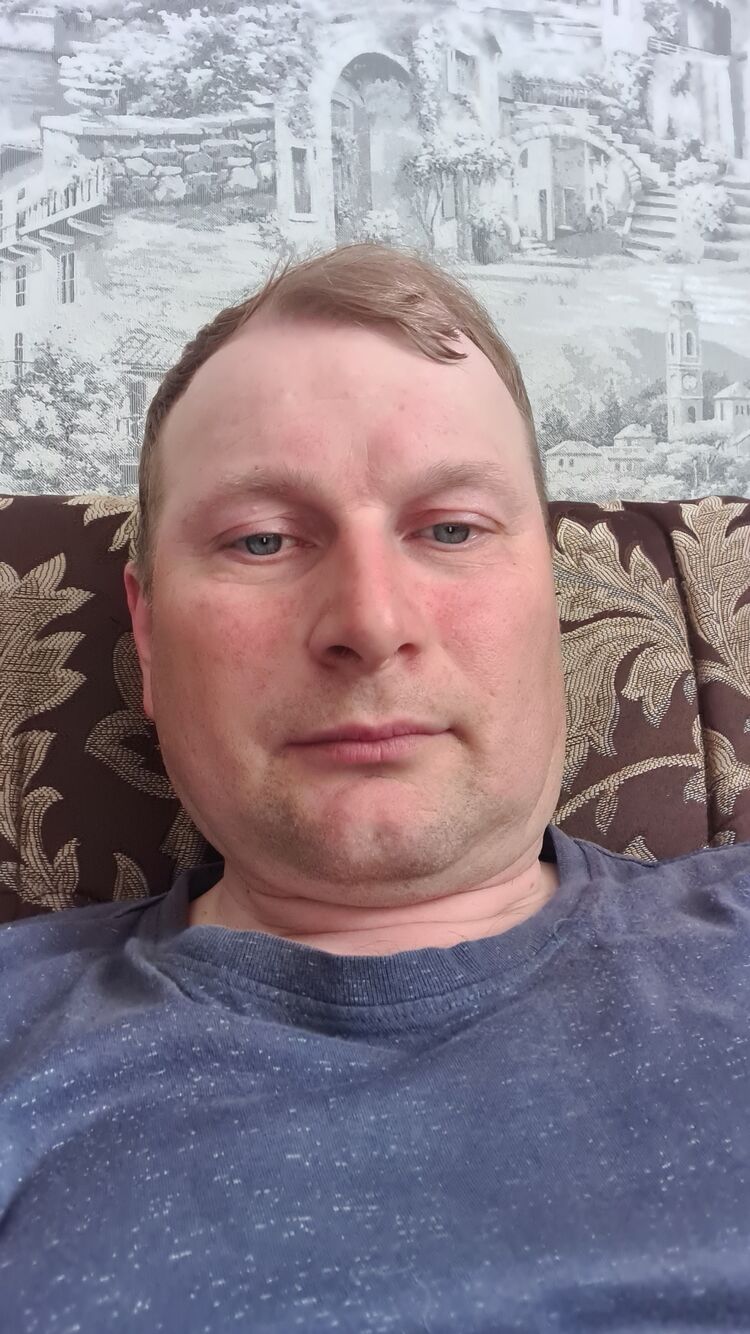  53678322  Nikolay, 49 ,    