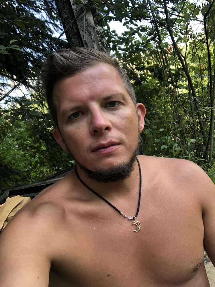  -,   , 42 ,   ,   