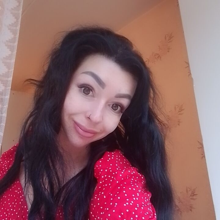  43722612  Marisha, 31 ,    
