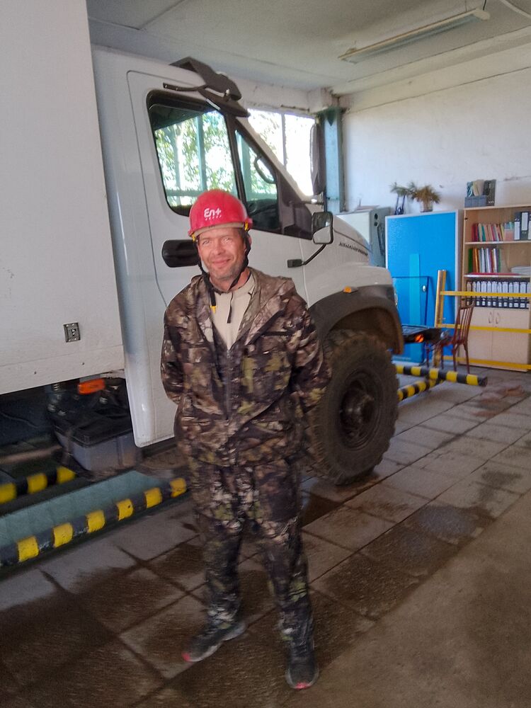  44545862  , 43 ,    
