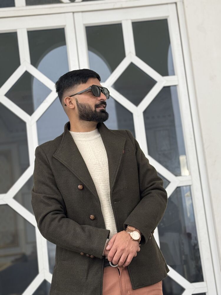  Charenton-le-Pont,   Honey, 26 ,   ,   