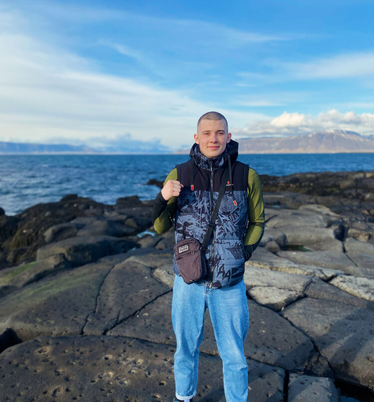  Selfoss,   , 22 ,   ,   