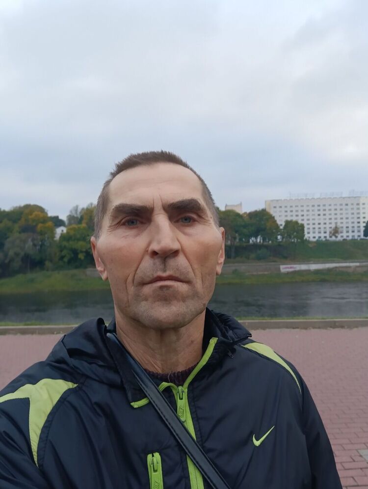  ,   Alexandr, 59 ,   c 