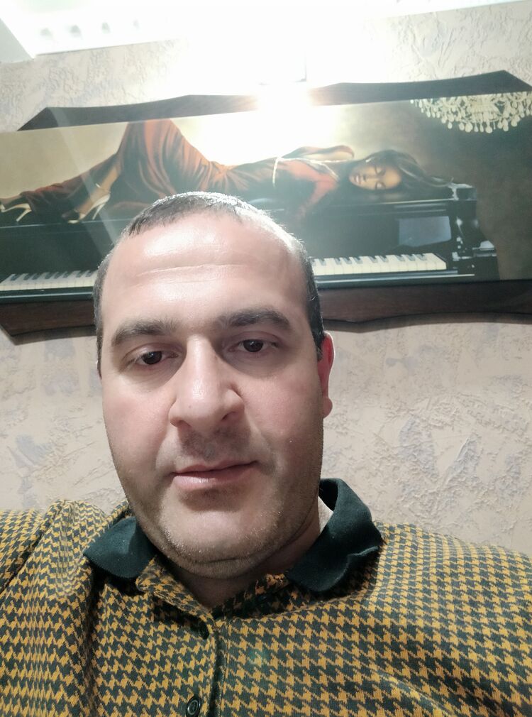  38350832   , 41 ,    -