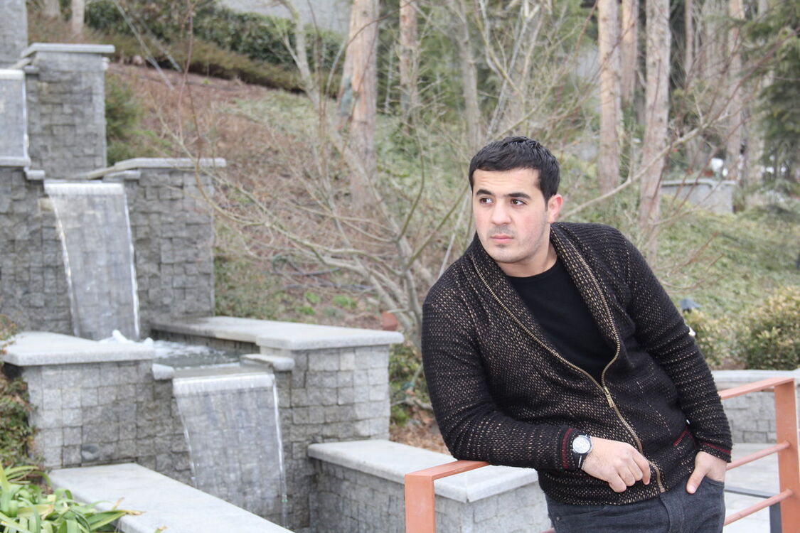  ,   Elnur, 35 ,   ,   , c 