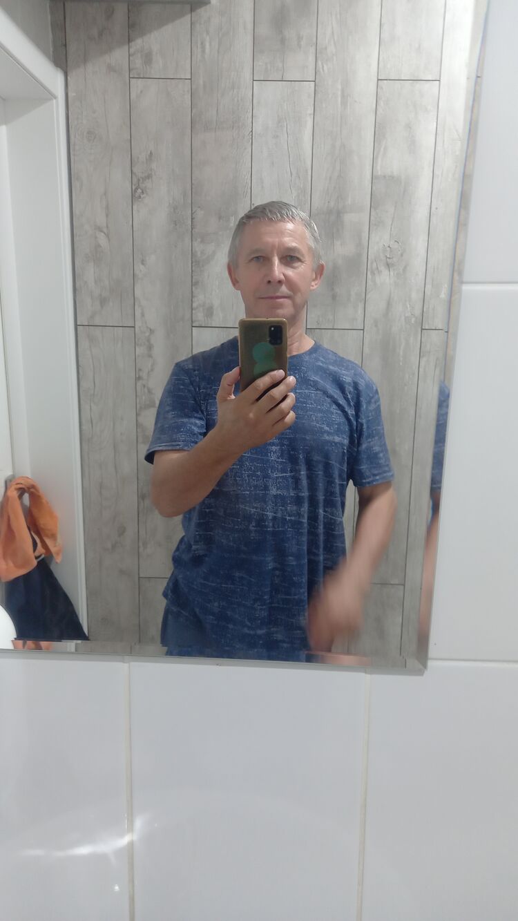  52215612  , 58 ,    