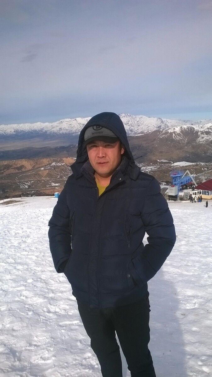  ,   Akmal, 41 ,     , c 