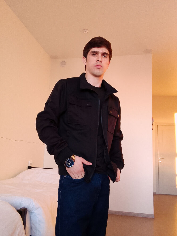  43354052  KHURSAND, 27 ,     