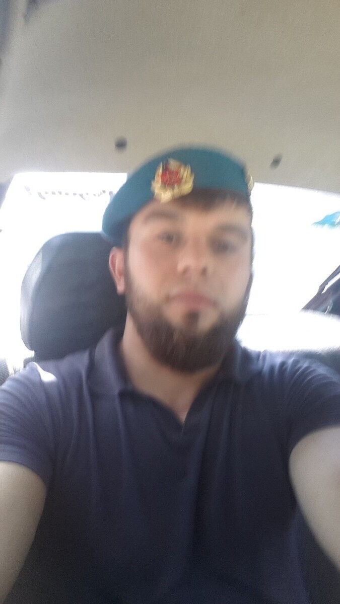  ,   Adam, 37 ,   ,   , c 