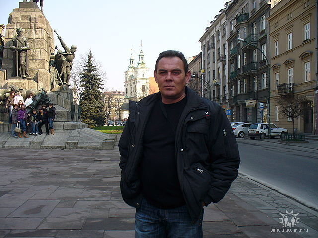  7956842  Jssliva, 61 ,    