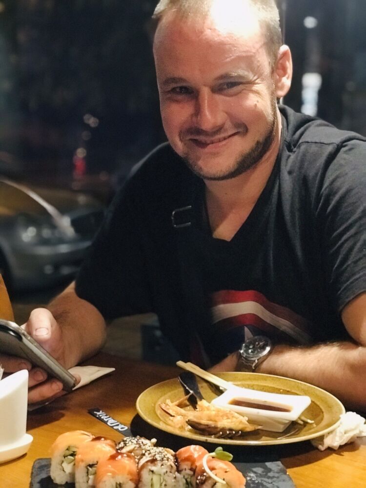  ,   Andy, 38 ,   ,   