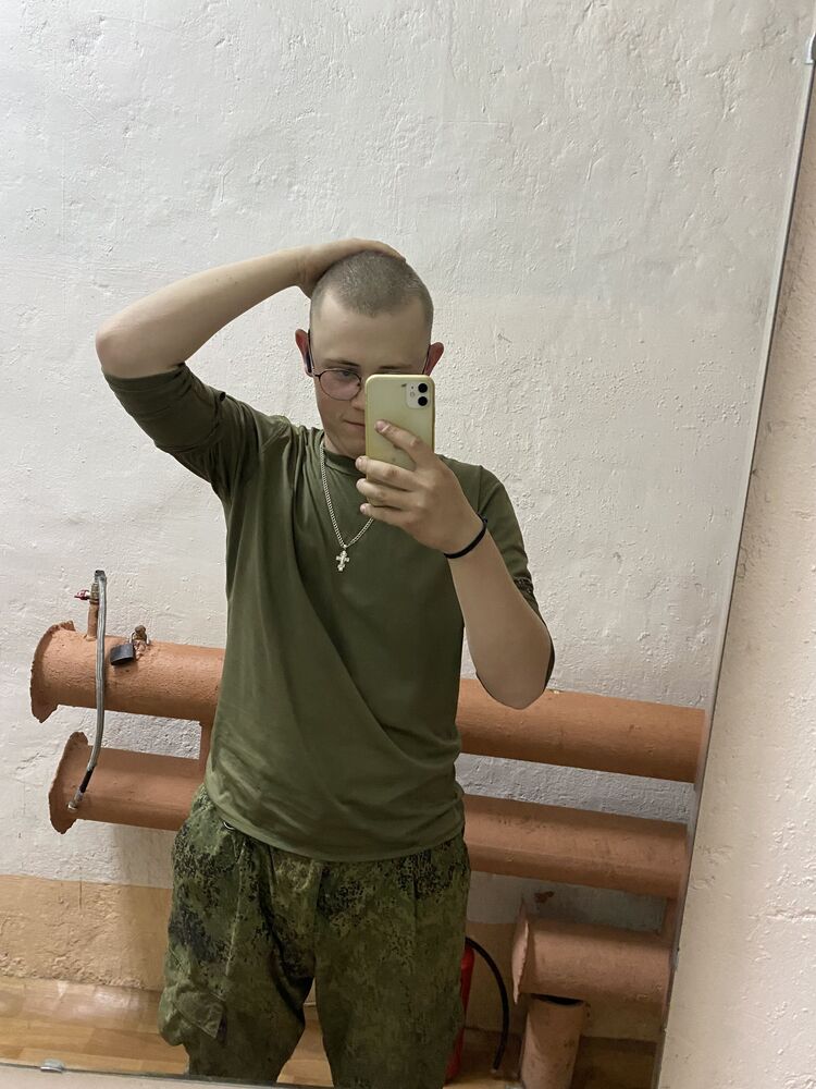  39014982  , 23 ,    