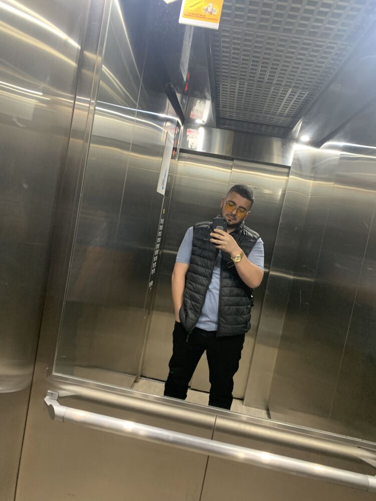  43470972  , 25 ,    -