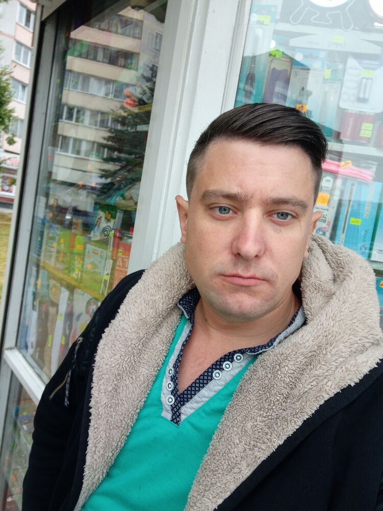  30543822  , 32 ,    