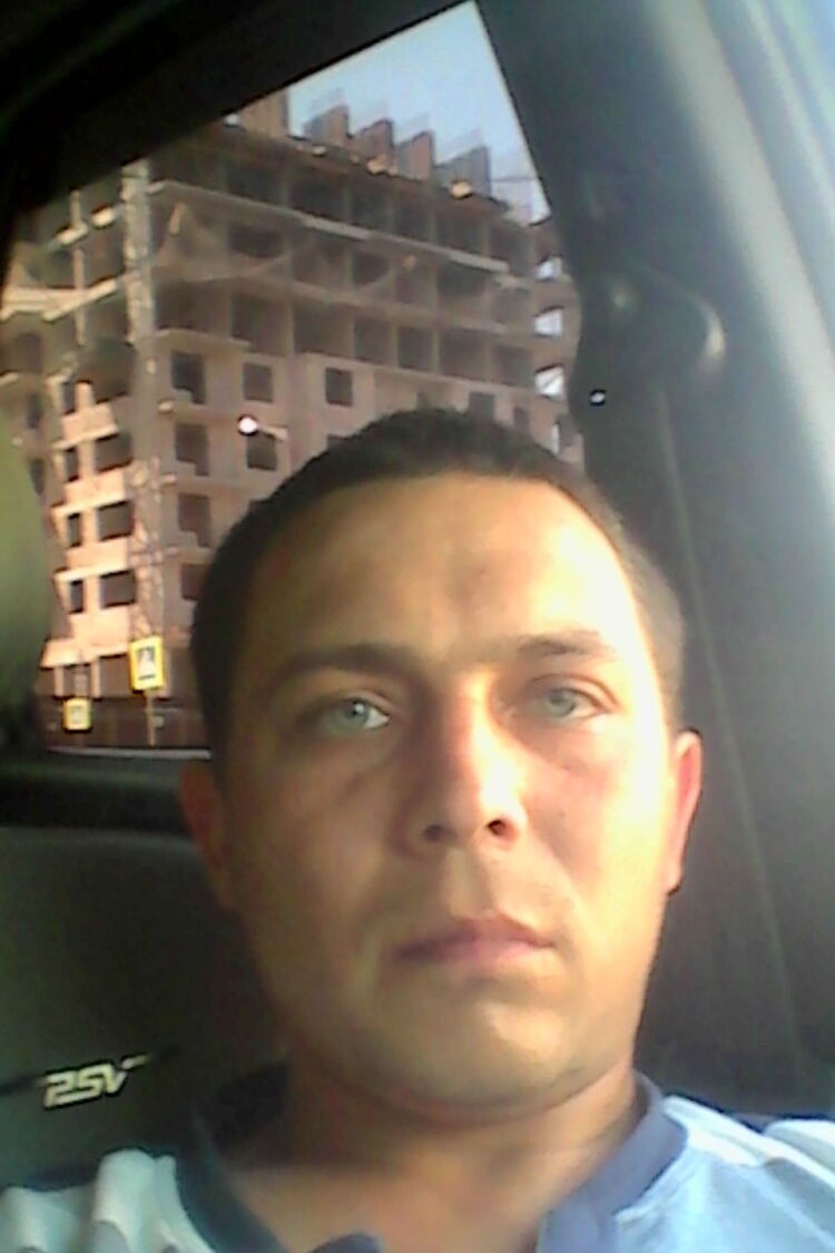  9936002  , 40 ,    