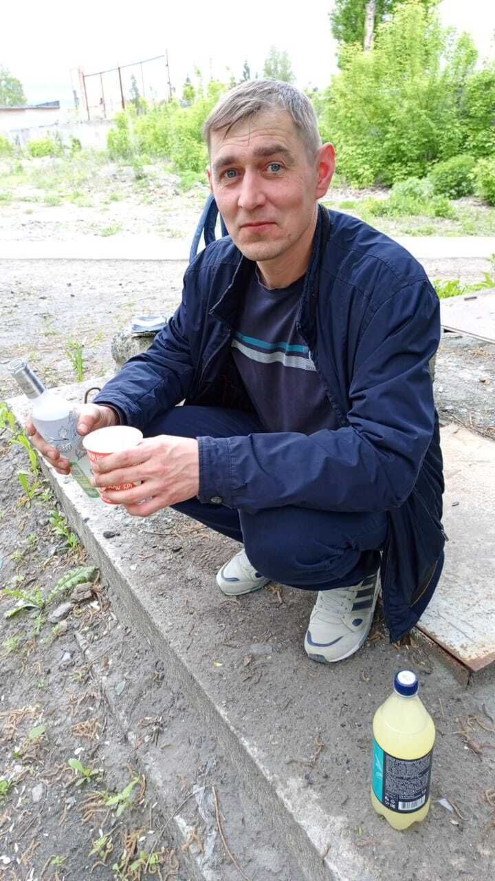  46501122  , 41 ,    