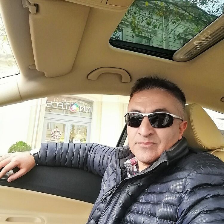  19794522  Samir, 45 ,    