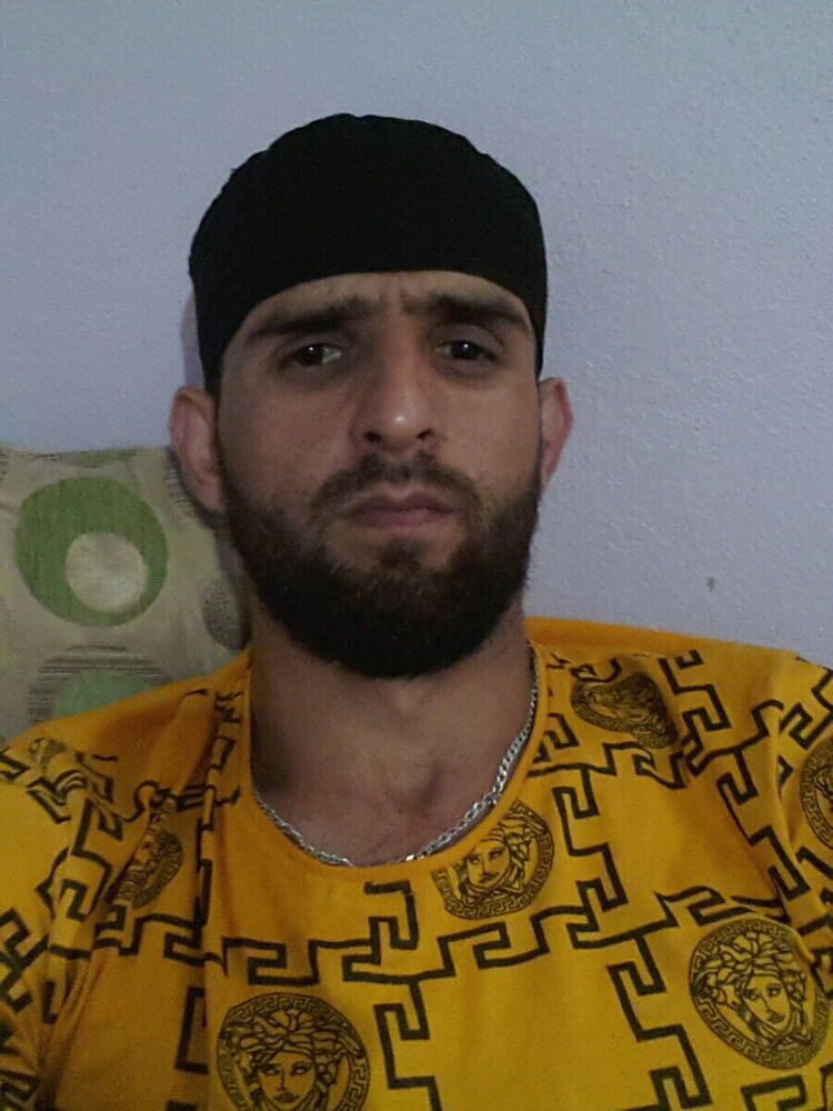  ,   Azam, 37 ,   ,   , c 