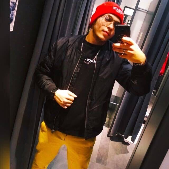  ,   Sir_Arthur, 28 ,   ,   , c 