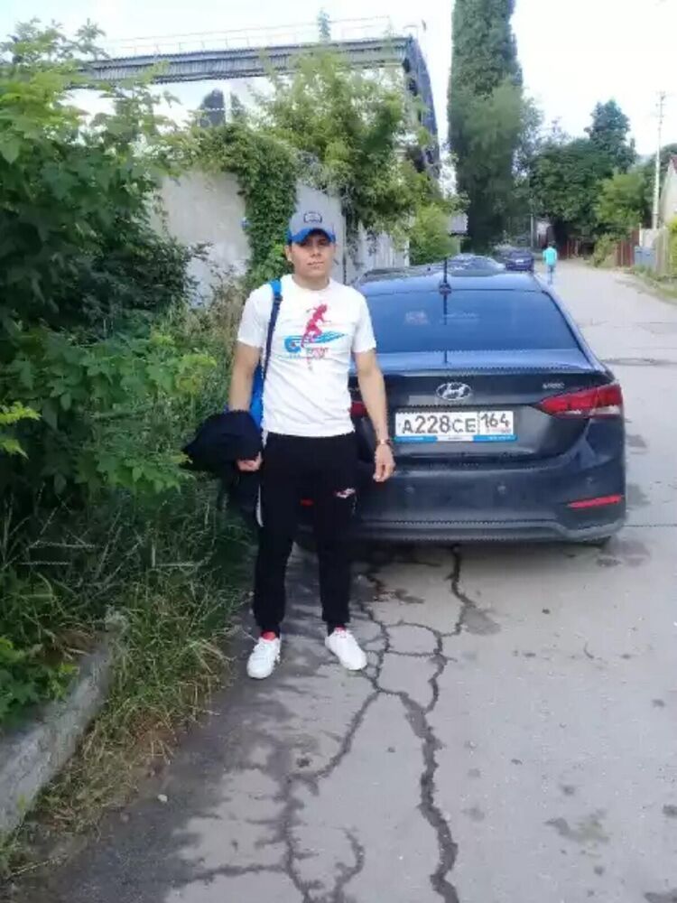  48757742  , 28 ,    