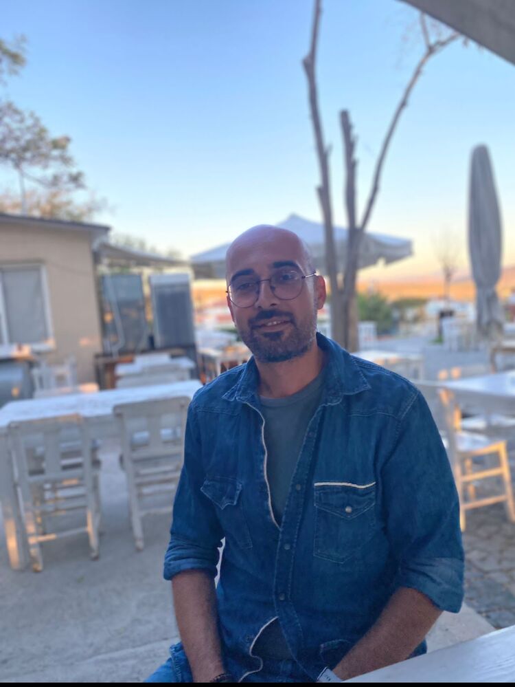  ,   Aykut, 40 ,   ,   