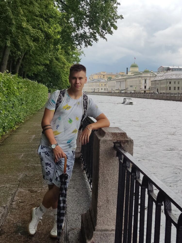  33287922  Andrey, 21 ,    -