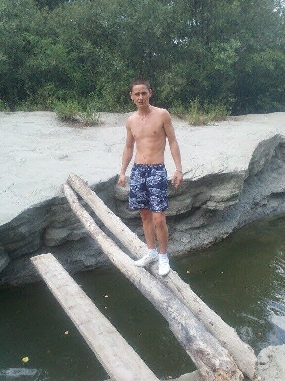  ,   Vasile, 40 ,   ,   , c 