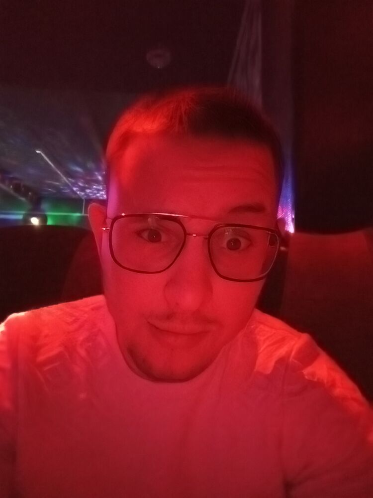  ,   Maxim, 25 ,   ,   