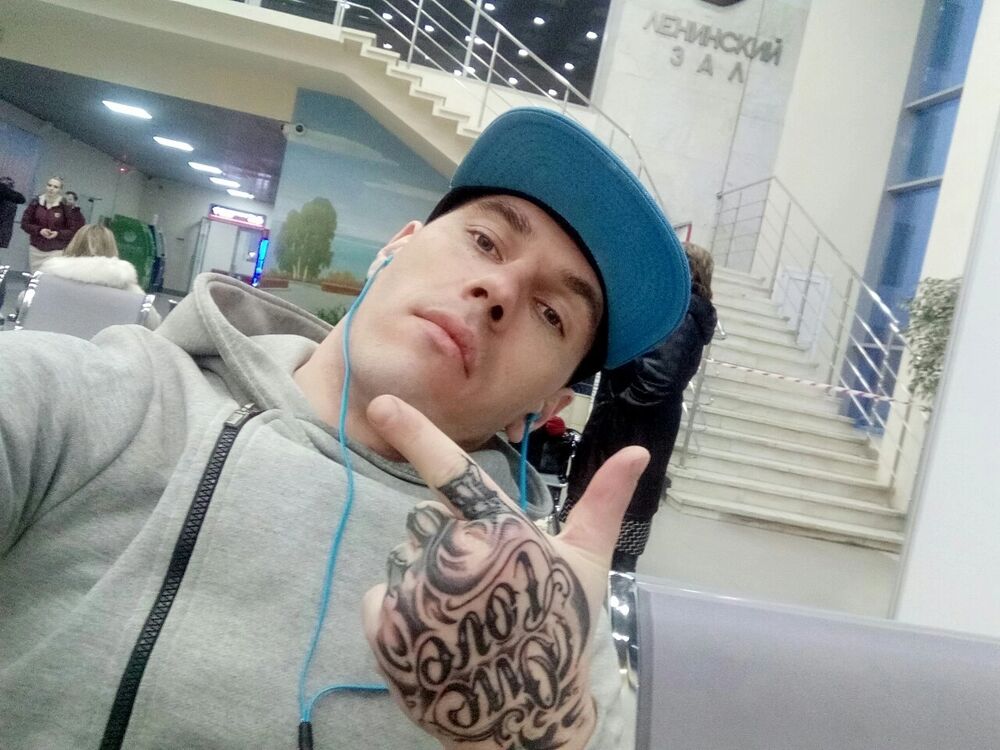  -,   , 32 ,   ,   