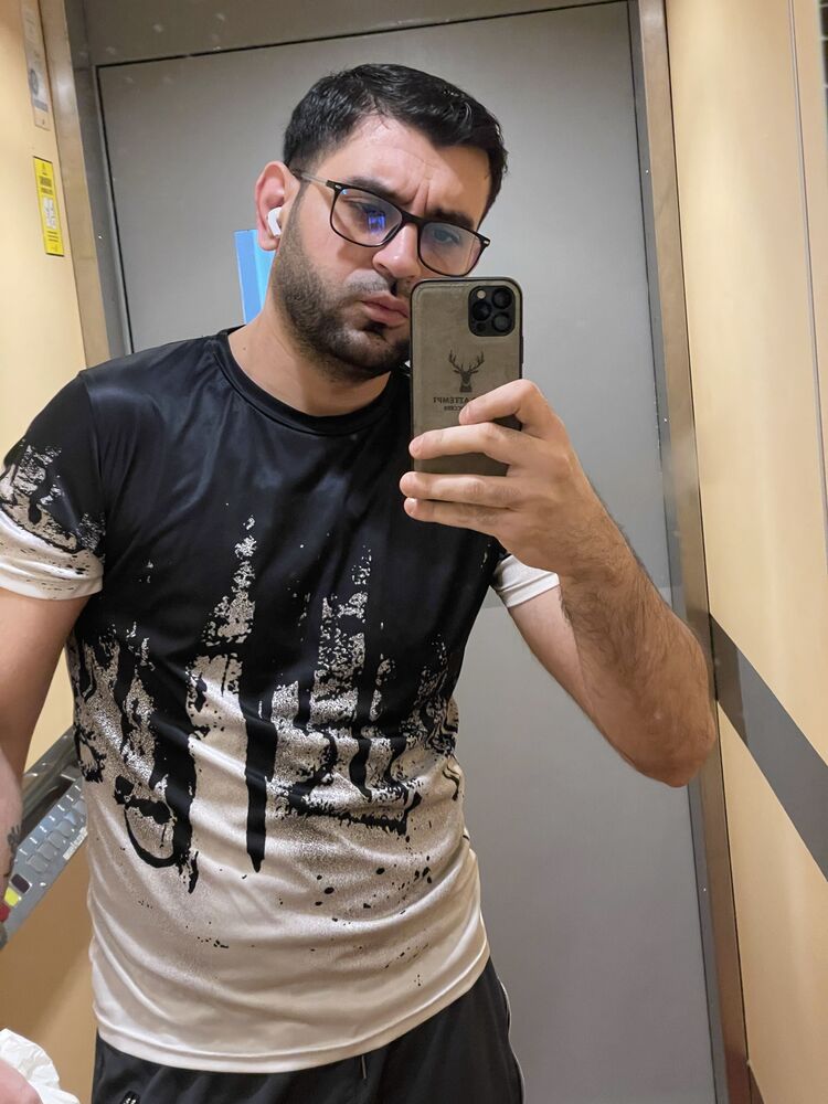  51480932  Arkhan, 37 ,    Danderyd