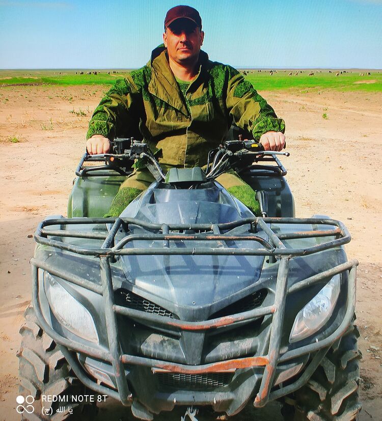  38035442  , 44 ,    -