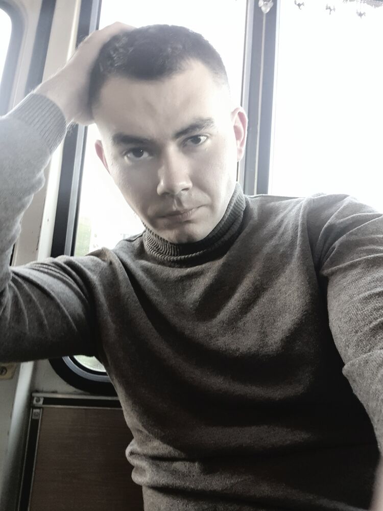  30479752  , 27 ,    