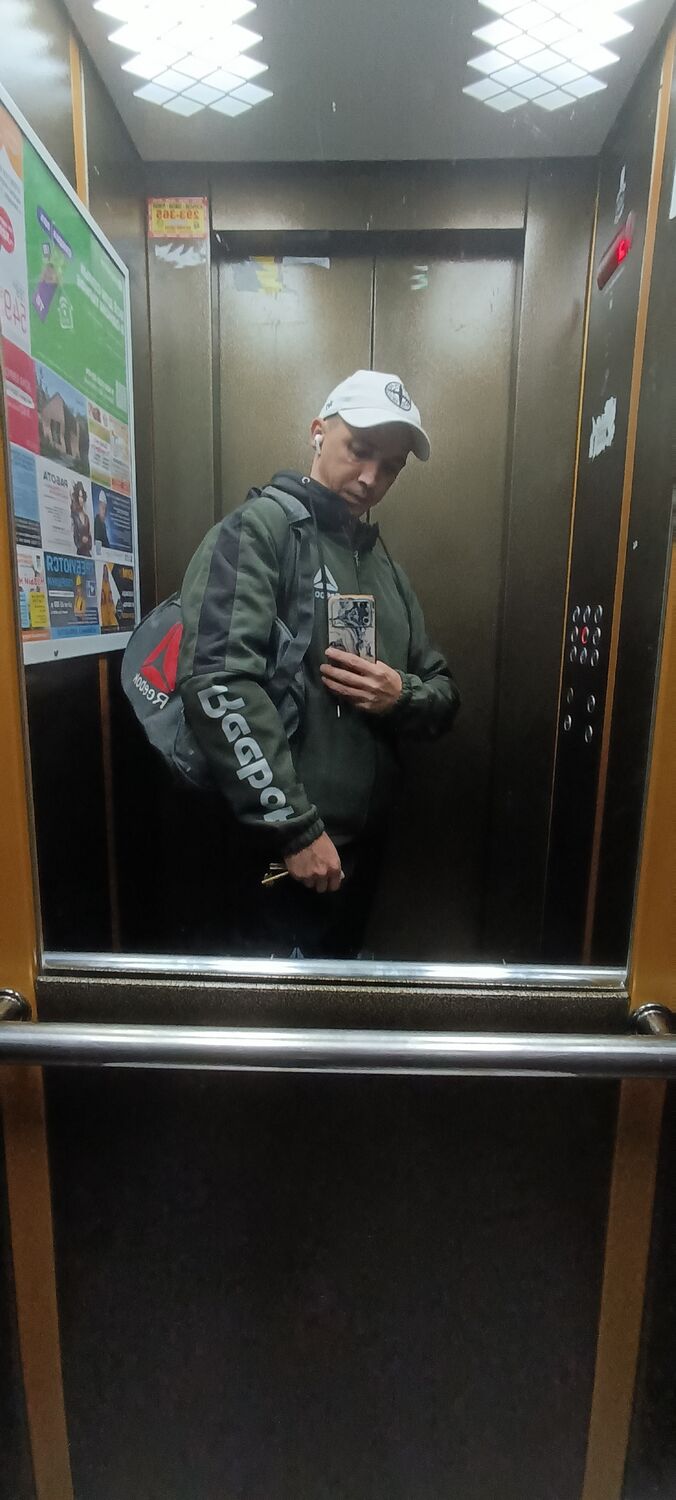  46822092  , 37 ,    