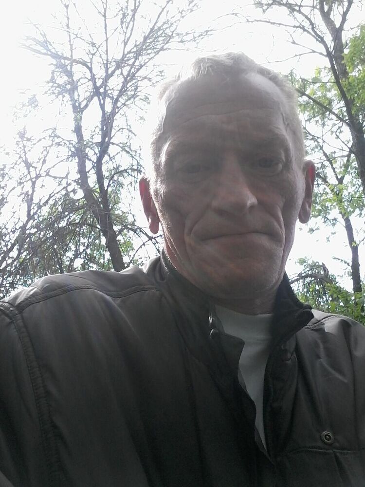  ,   Anton, 52 ,   ,   , c 