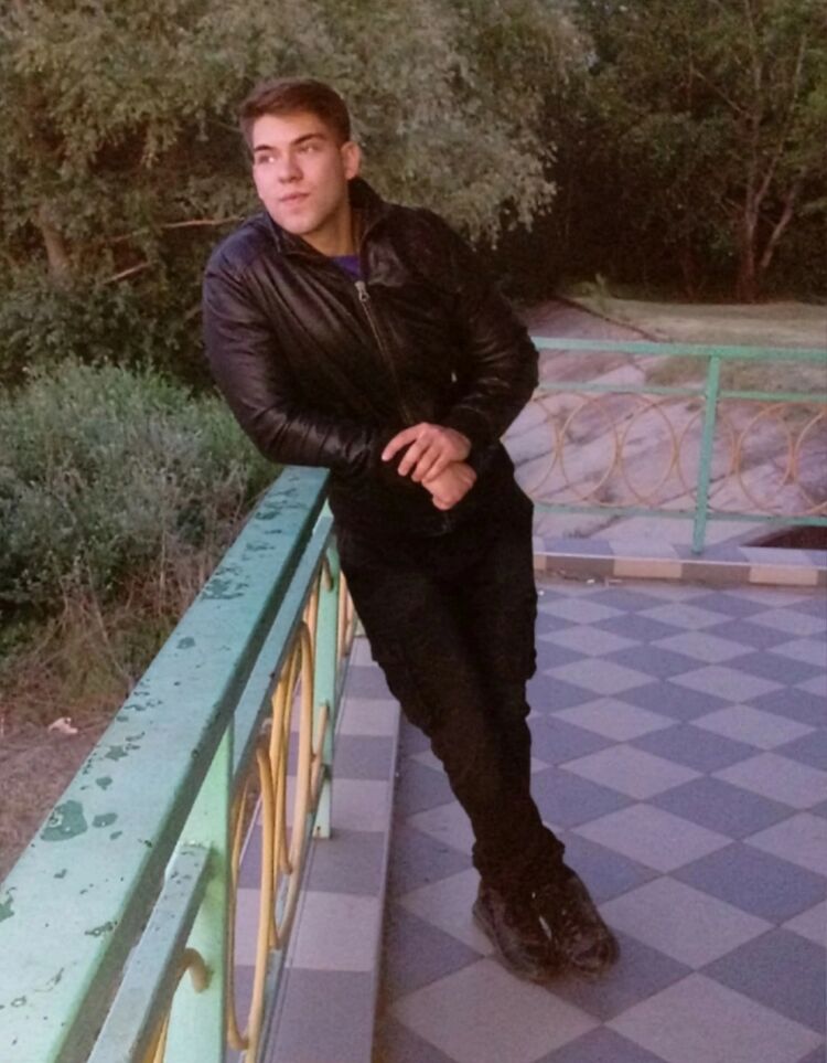  45438332  , 26 ,    