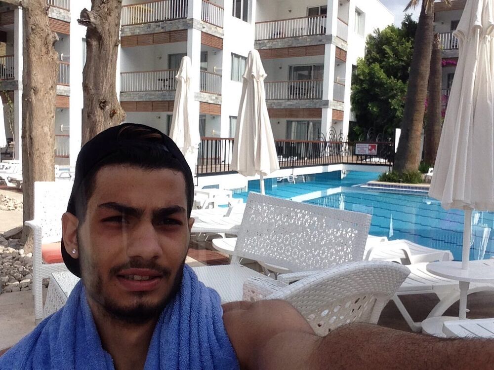 ���� 55759462 ������� Farhan, 26 ���, ���� ���������� � Argos