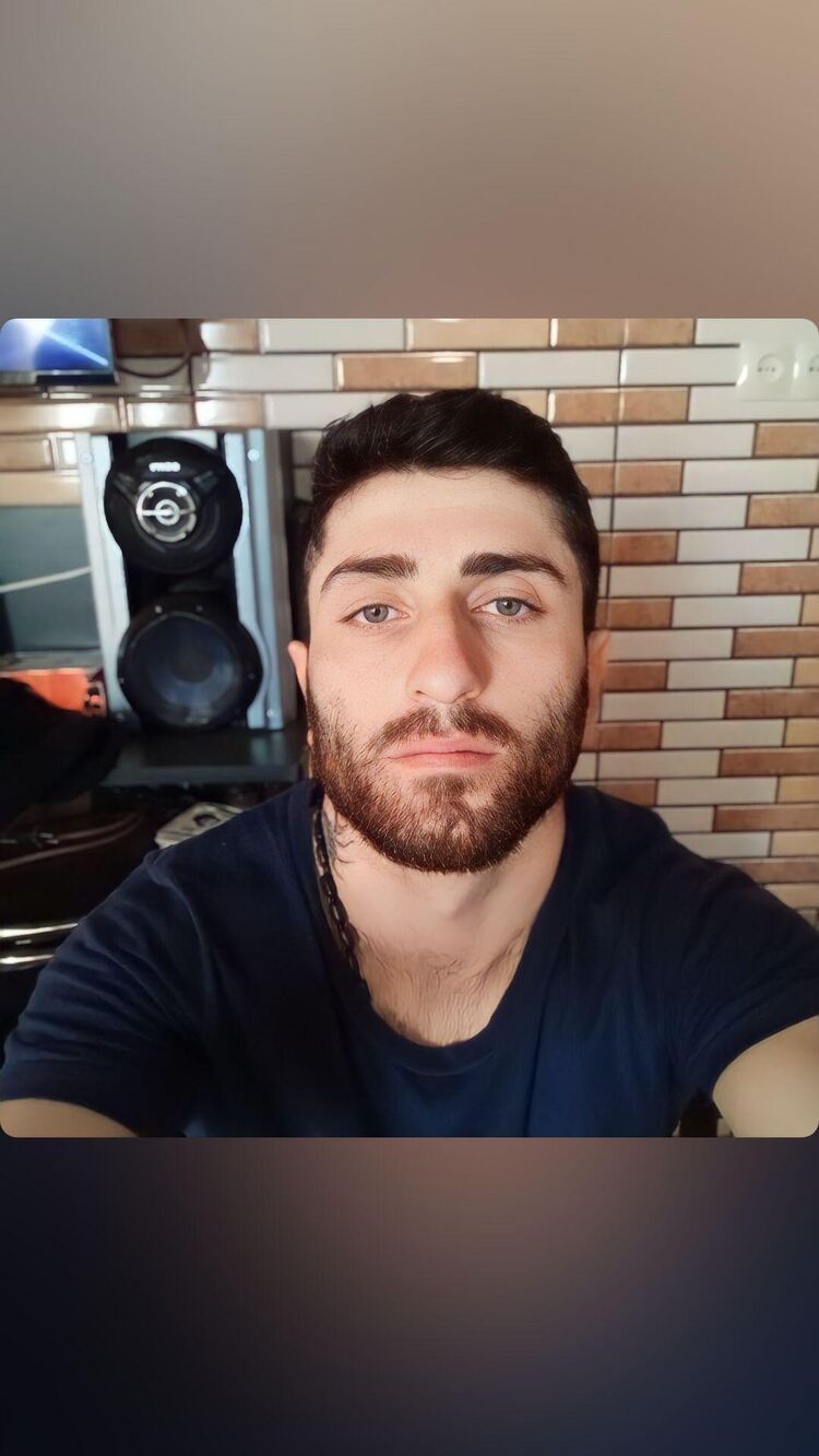  47714922  Irakli, 27 ,    Boc