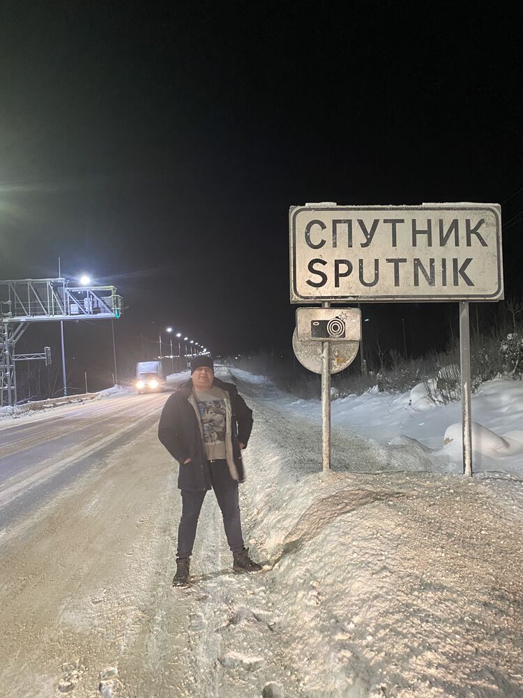  48509272  , 35 ,    