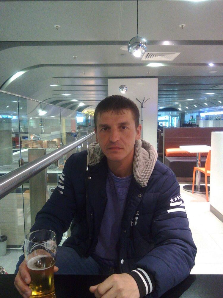  29999212  Artemiy, 47 ,    