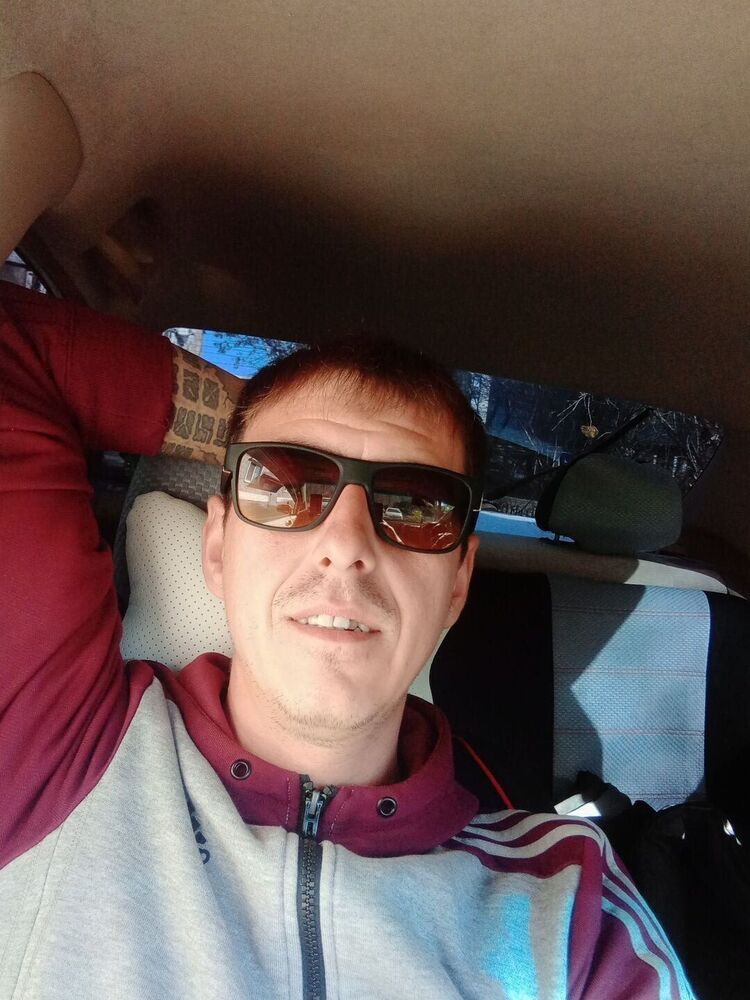  42218362  Oleg, 33 ,    