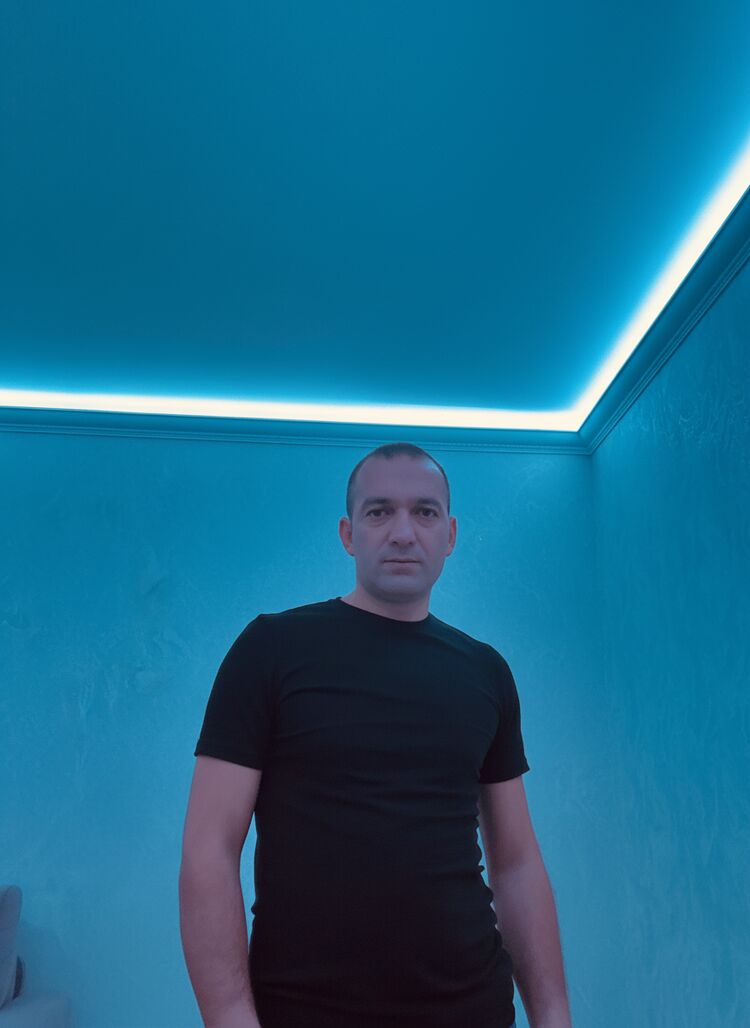  54337612  , 36 ,    -