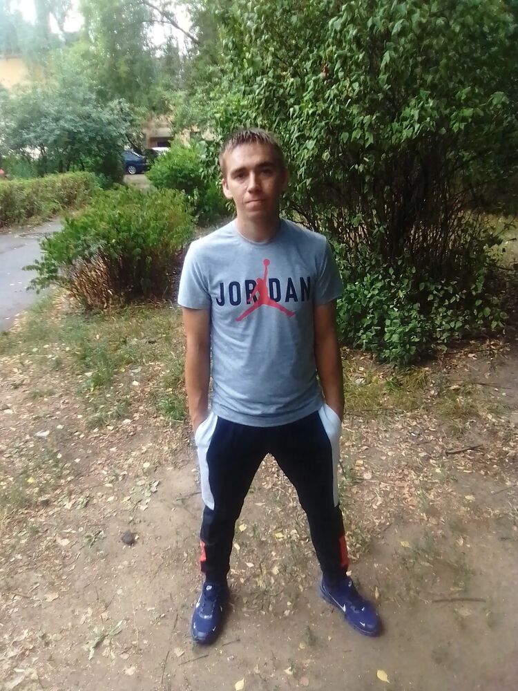  41678962  , 28 ,    
