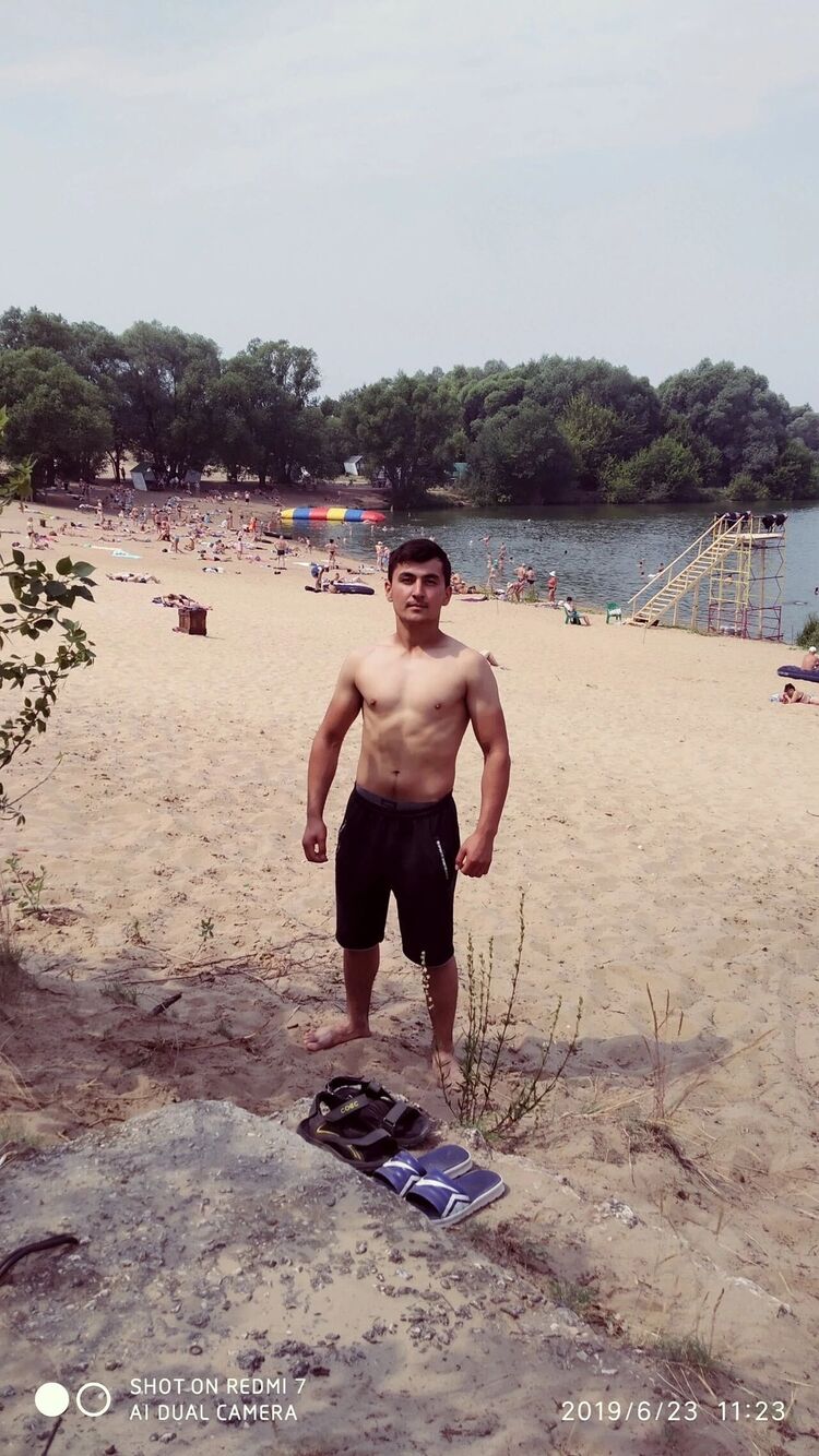  ,   Avazbek, 28 ,   ,   