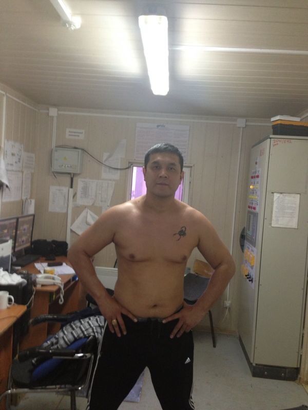  4077242  Askar, 37 ,    