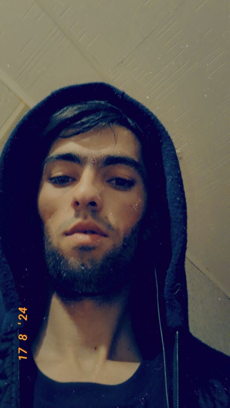  45521562  , 23 ,    