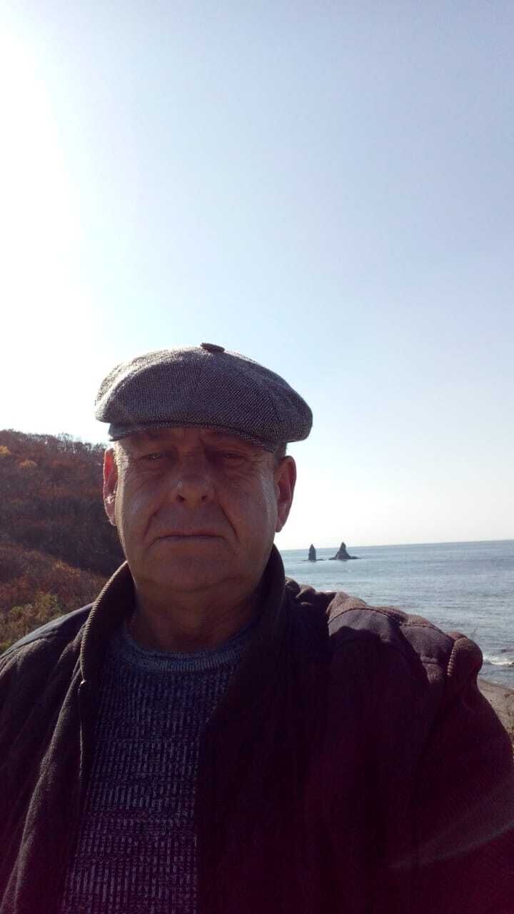  32596192  , 61 ,    