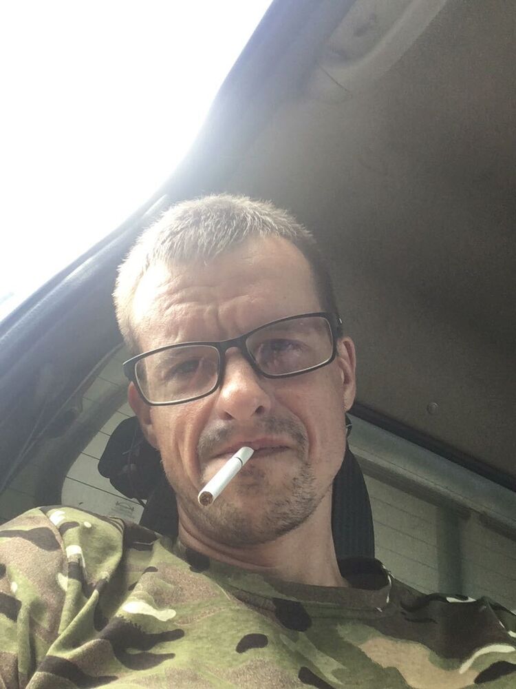  37680522  , 33 ,    
