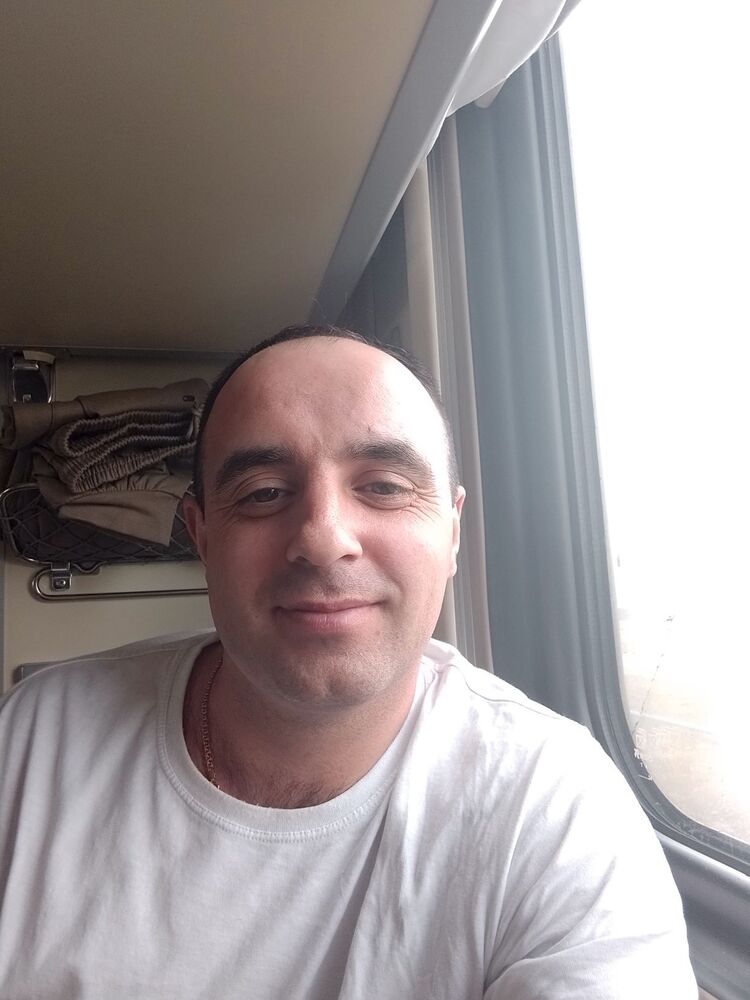  52059982  , 34 ,    