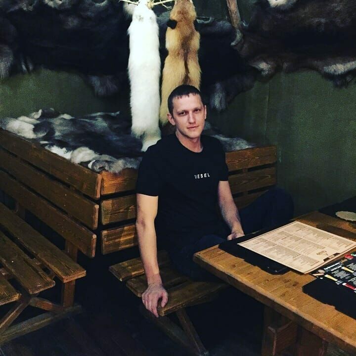  47868962  , 25 ,    